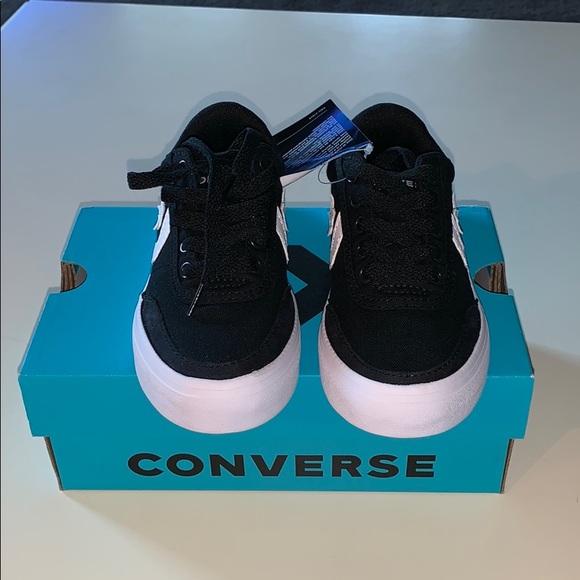 CONVERSE SNEAKERS - Picture 2 of 6